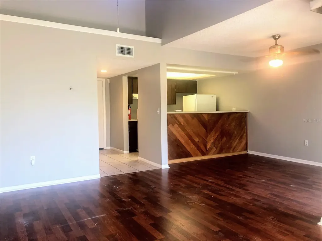 5942 Peregrine Avenue Orlando FL 32819