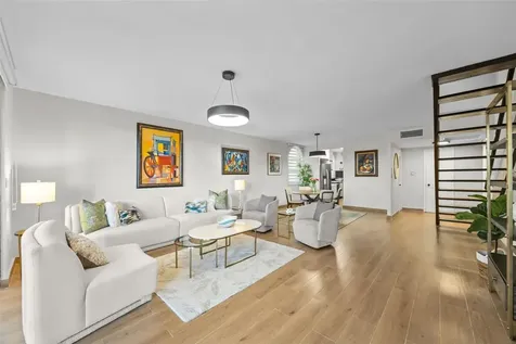 16 Carrion Court San Juan PR 00907