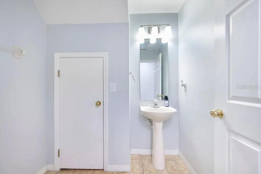 5434 River Rock Road Lakeland FL 33809