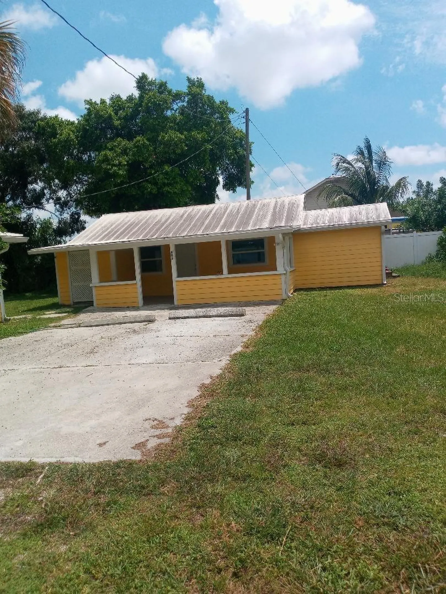 805 22nd Avenue W Bradenton FL 34205
