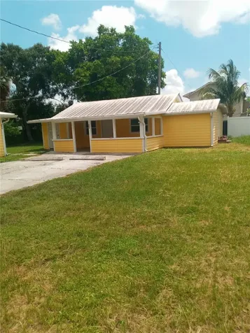 805 22nd Avenue W Bradenton FL 34205