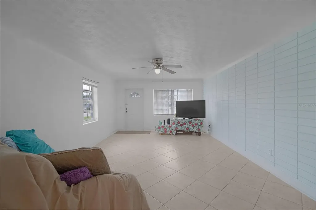 885 N 9th Street Eagle Lake FL 33839
