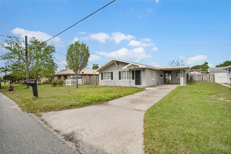 885 N 9th Street Eagle Lake FL 33839