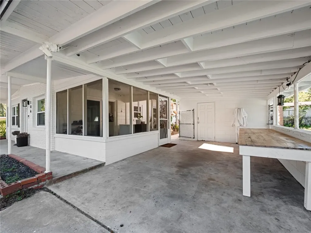 106 E Jinkins Circle Sanford FL 32773