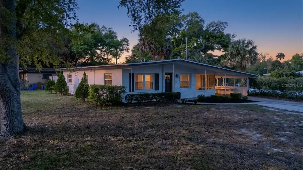 106 E Jinkins Circle Sanford FL 32773