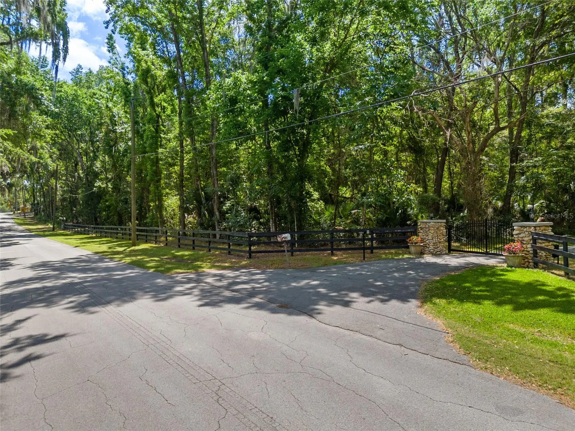400 SE 90th Street Ocala FL 34480