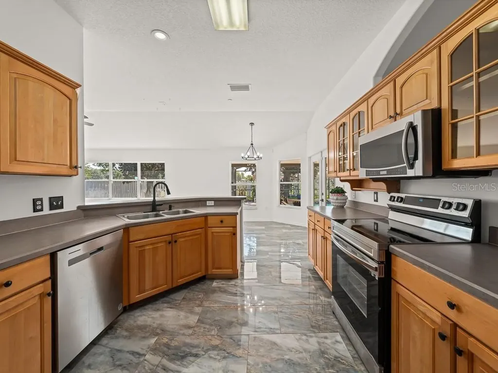 23024 Oak Prairie Circle Sorrento FL 32776