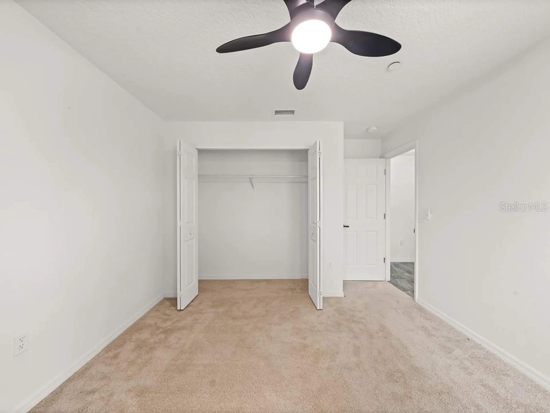 23024 Oak Prairie Circle Sorrento FL 32776