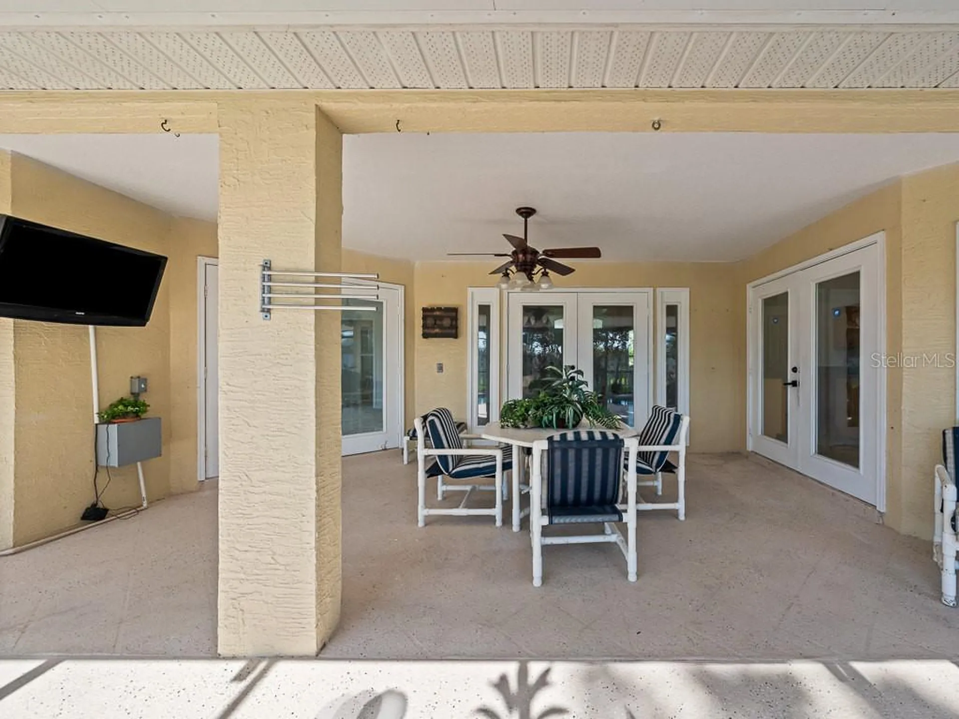 23024 Oak Prairie Circle Sorrento FL 32776