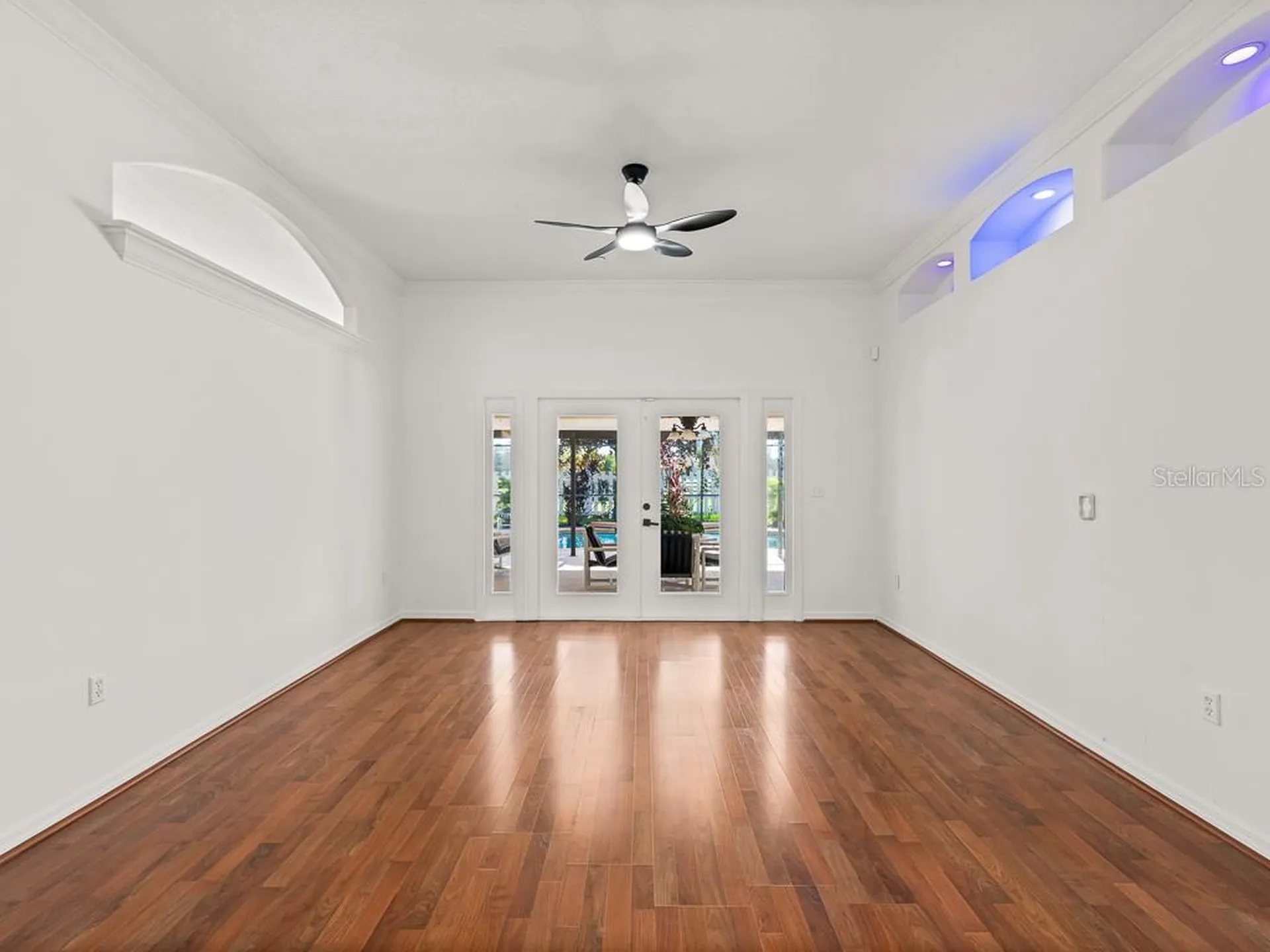 23024 Oak Prairie Circle Sorrento FL 32776