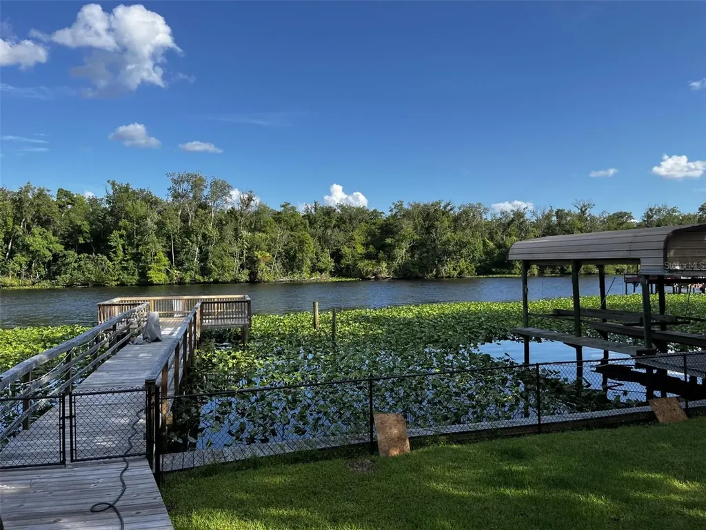 334 Paradise Circle Satsuma FL 32189