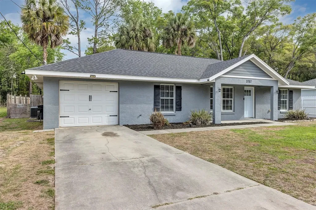 3757 SE 133rd Place Belleview FL 34420