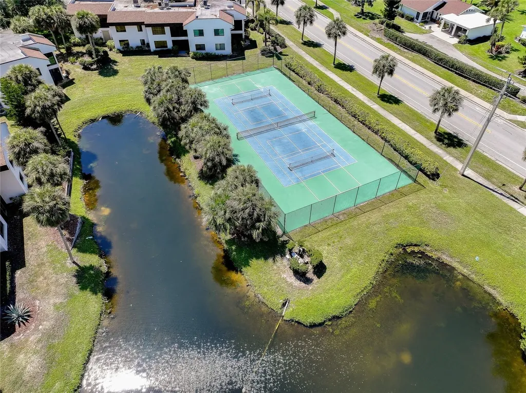 806 Capri Isles Boulevard Venice FL 34292