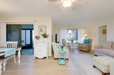 806 Capri Isles Boulevard Venice FL 34292