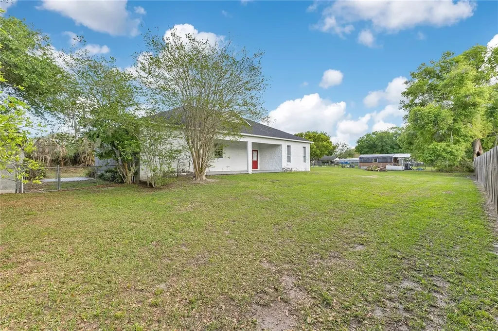 704 Grape Avenue St Cloud FL 34769