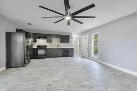 704 Grape Avenue St Cloud FL 34769