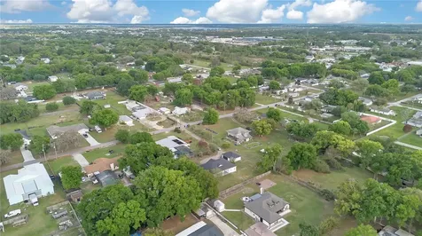 704 Grape Avenue St Cloud FL 34769