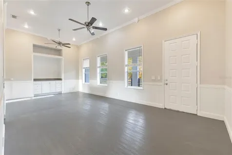 704 Grape Avenue St Cloud FL 34769