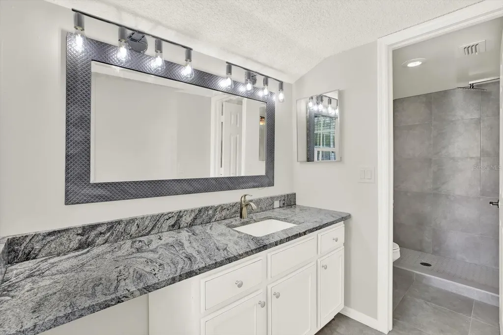 5844 Red Cedar Lane Tampa FL 33625