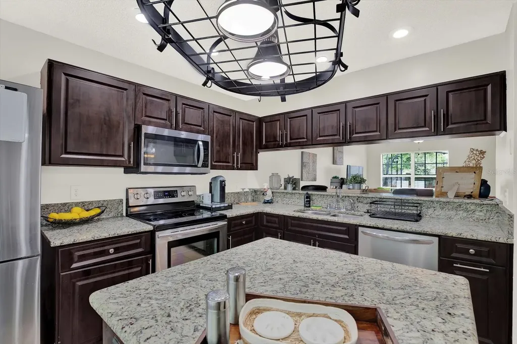 5844 Red Cedar Lane Tampa FL 33625