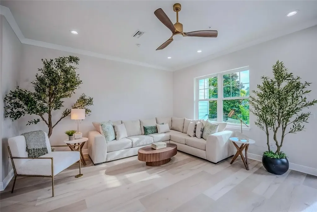 129 SE Watula Avenue Ocala FL 34471