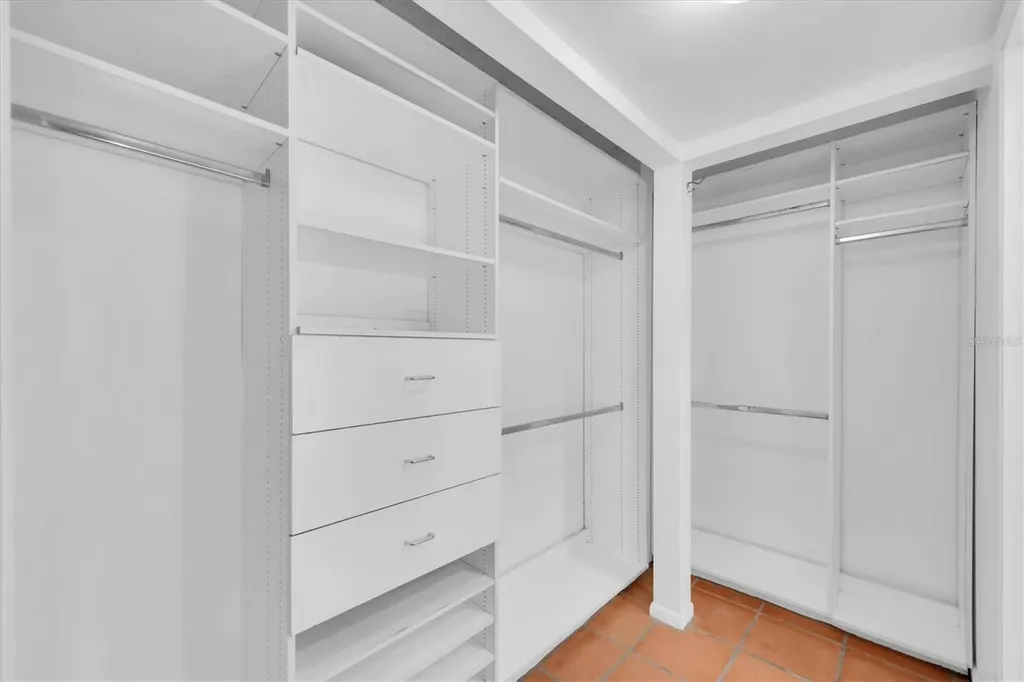 4900 38th Way S St Petersburg FL 33711
