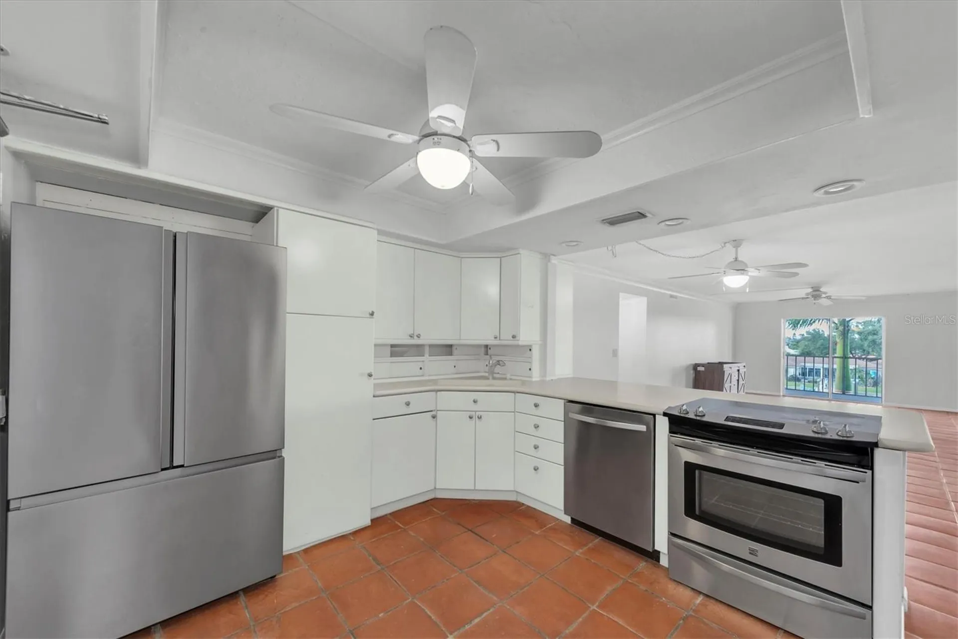 4900 38th Way S St Petersburg FL 33711
