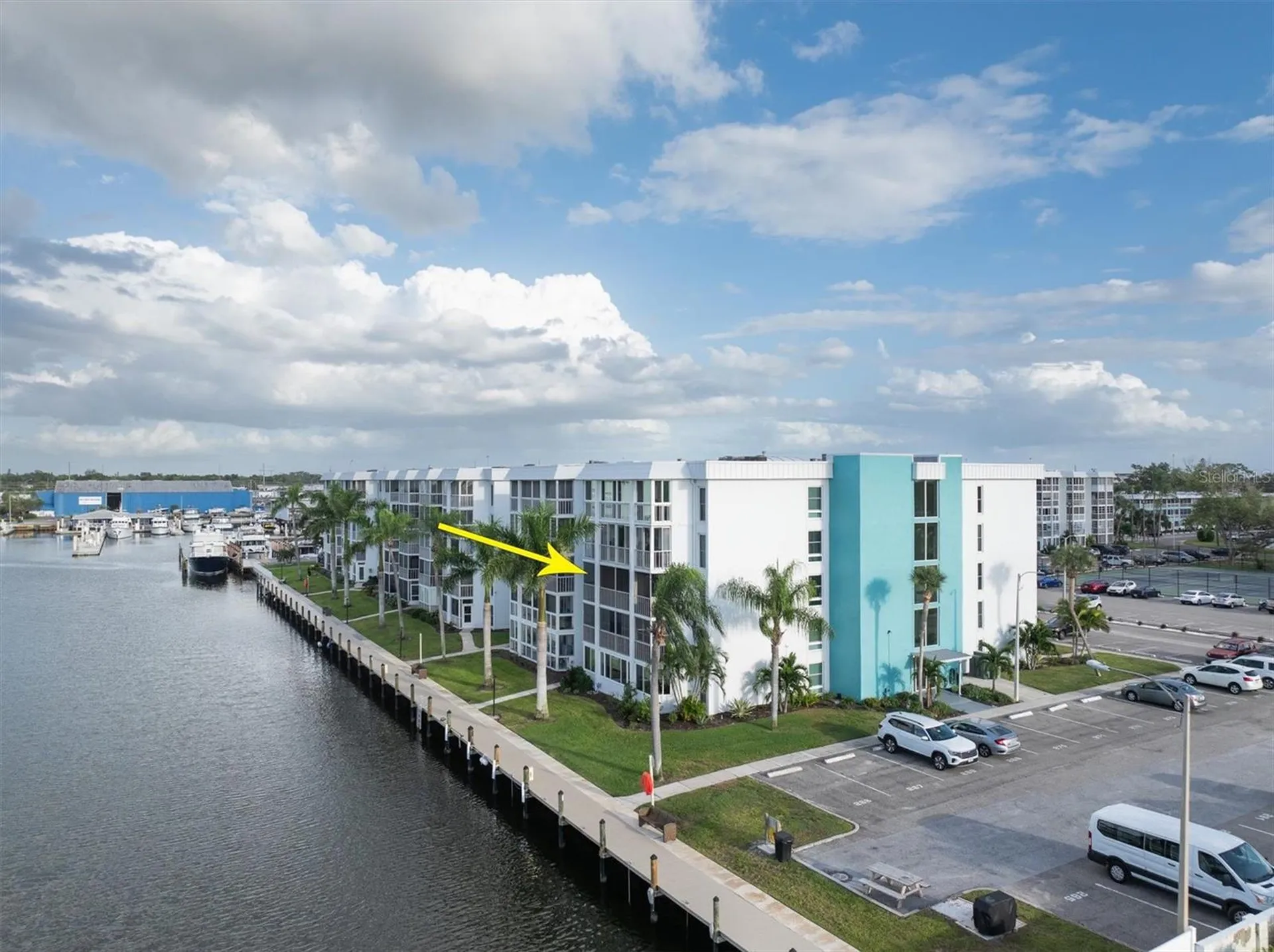 4900 38th Way S St Petersburg FL 33711