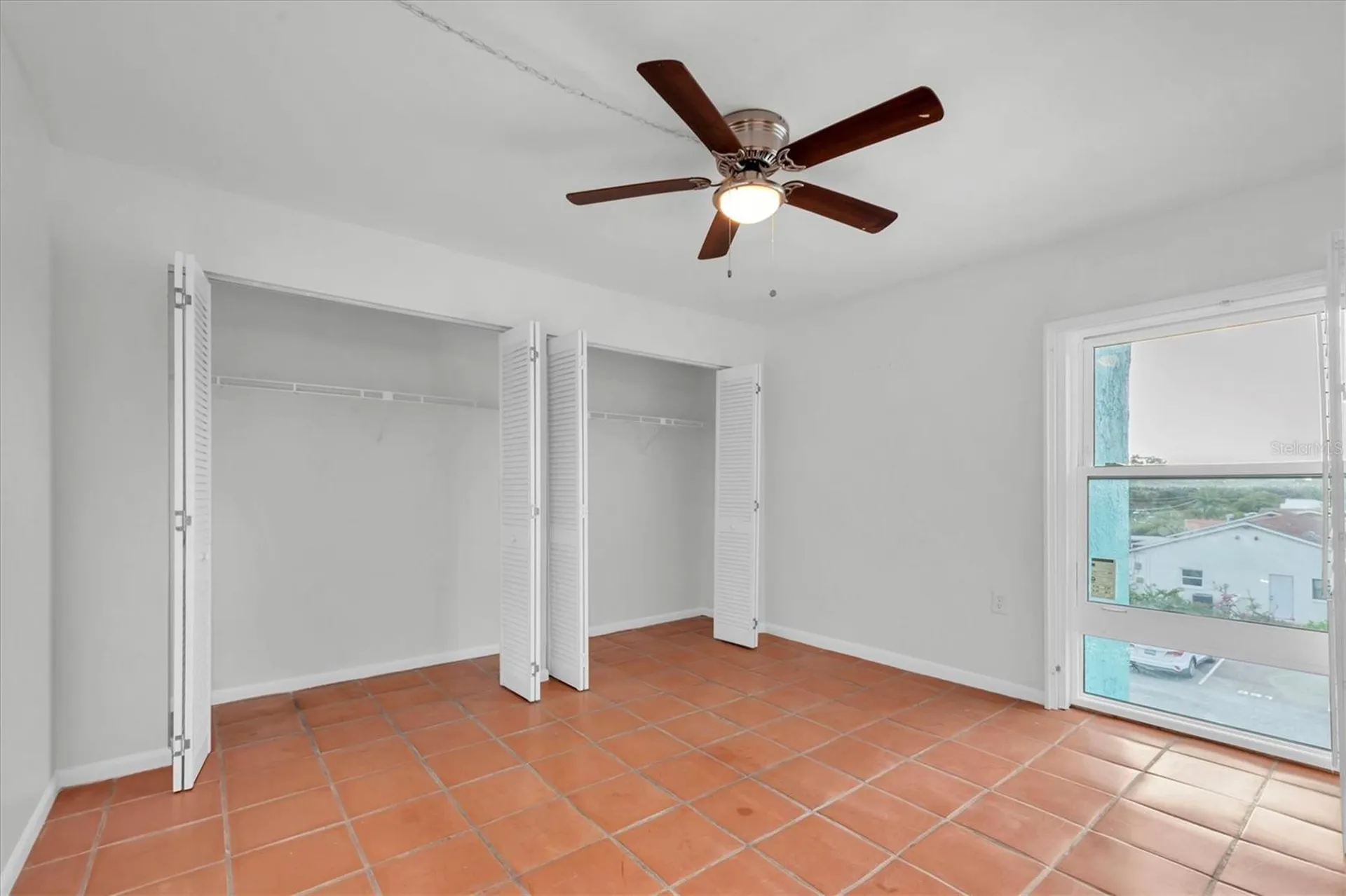 4900 38th Way S St Petersburg FL 33711