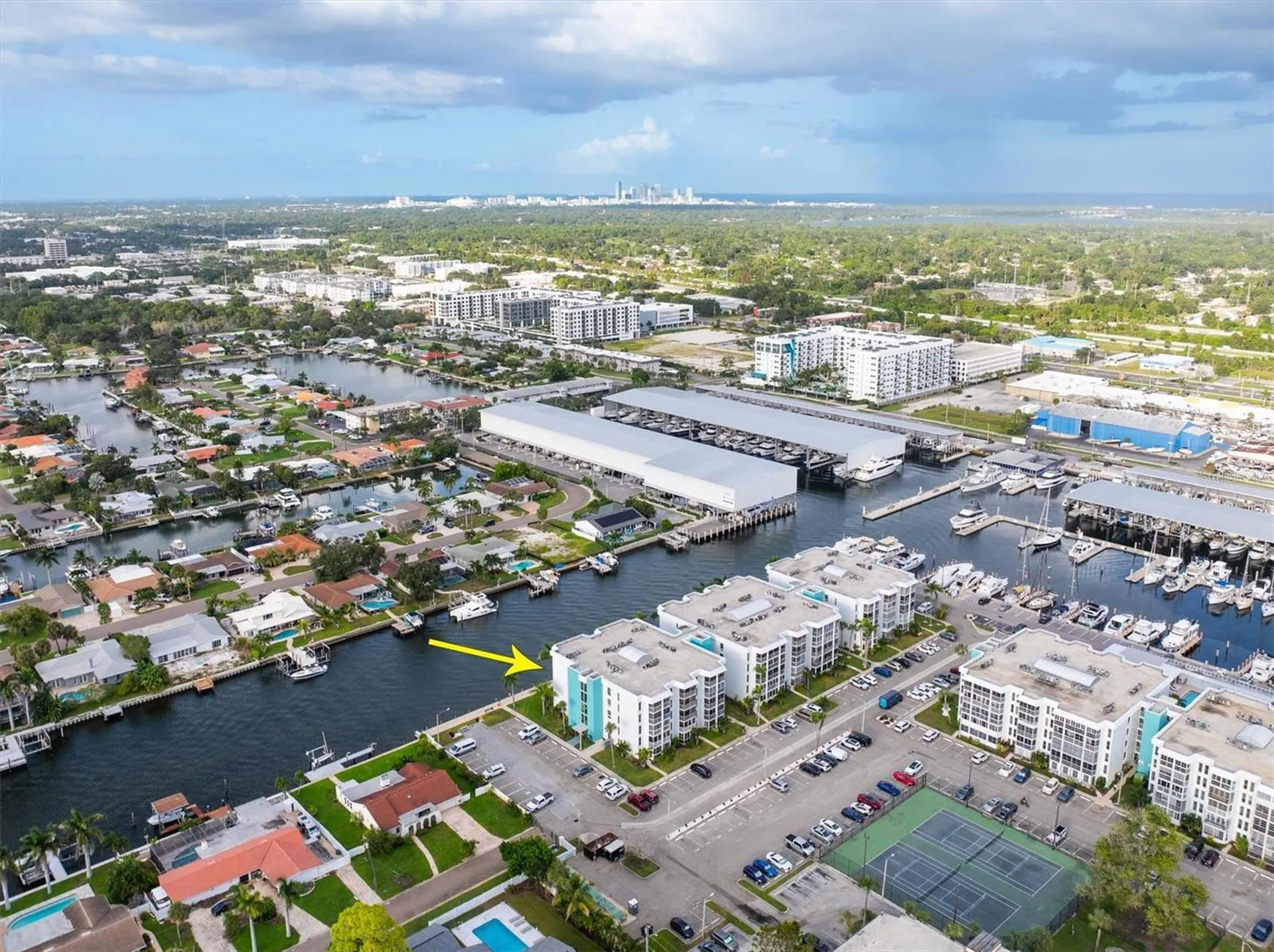 4900 38th Way S St Petersburg FL 33711