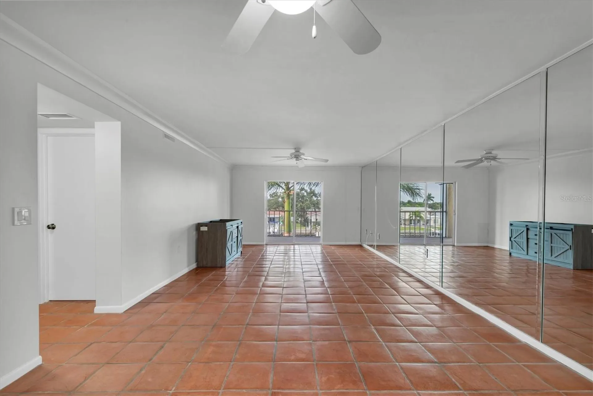 4900 38th Way S St Petersburg FL 33711