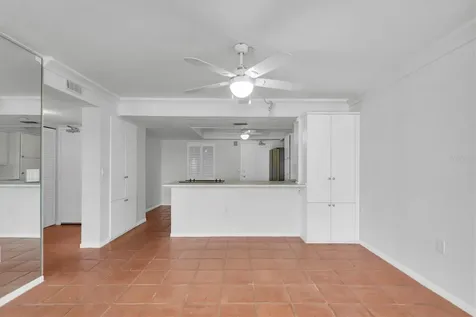 4900 38th Way S St Petersburg FL 33711