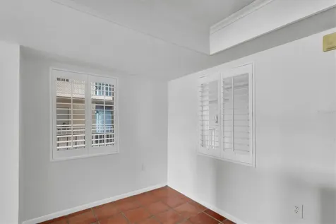 4900 38th Way S St Petersburg FL 33711