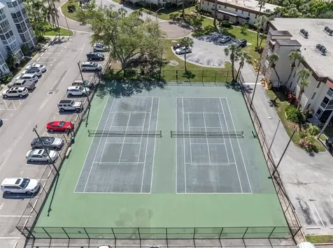 4900 38th Way S St Petersburg FL 33711