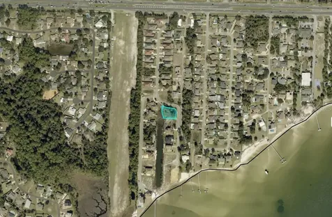 23-2S-26-3013-00C00-0010 Palmetto Lake Drive Navarre FL 32566