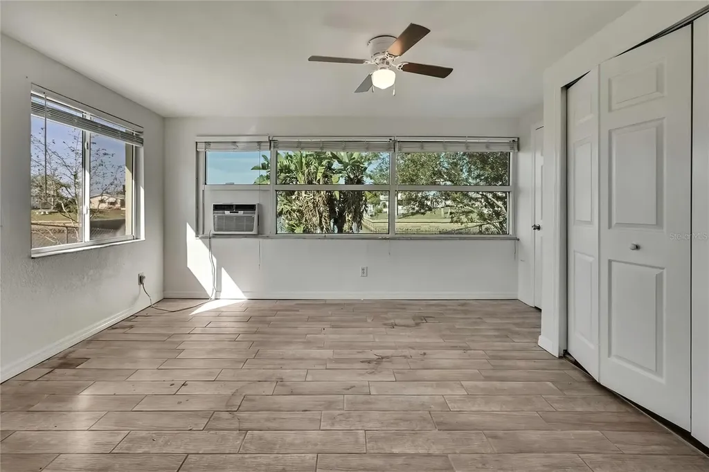 12527 1st Isle Hudson FL 34667