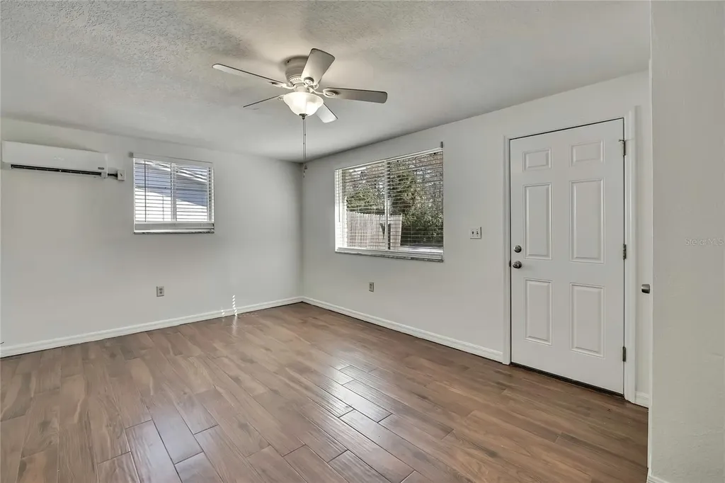 12527 1st Isle Hudson FL 34667