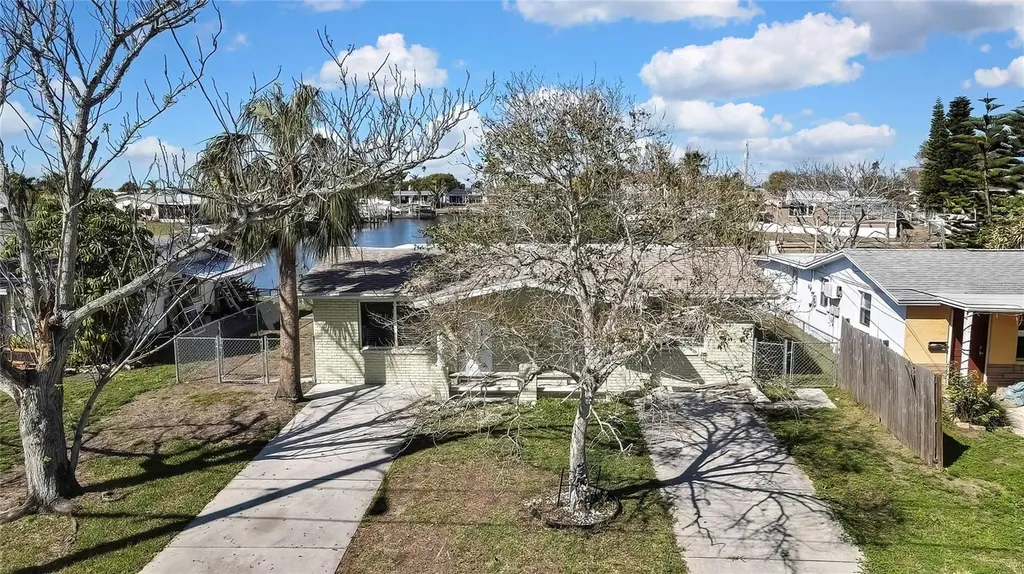 12527 1st Isle Hudson FL 34667