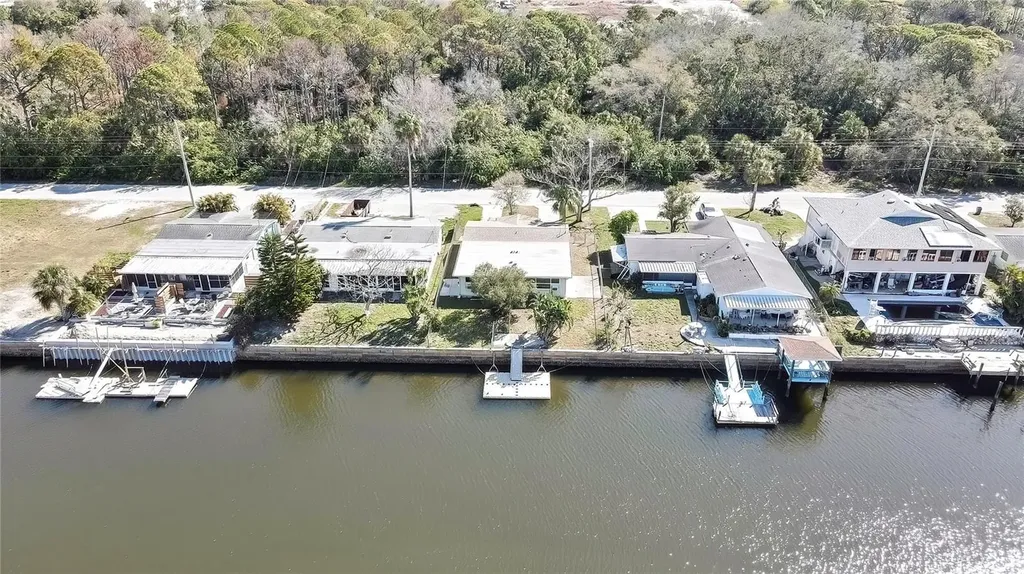 12527 1st Isle Hudson FL 34667