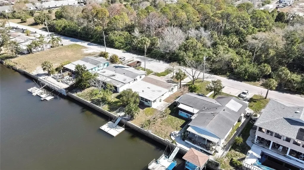 12527 1st Isle Hudson FL 34667
