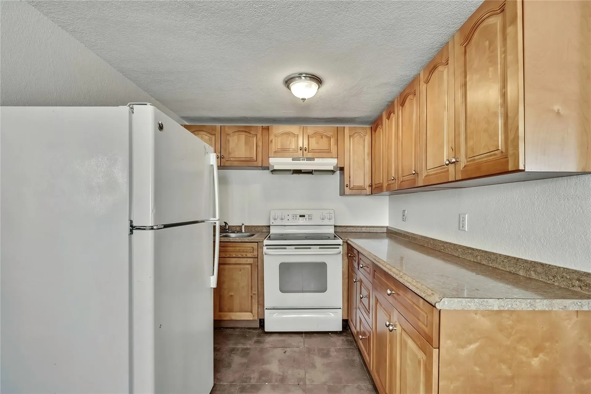 12527 1st Isle Hudson FL 34667