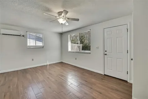 12527 1st Isle Hudson FL 34667