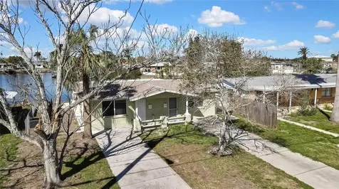 12527 1st Isle Hudson FL 34667