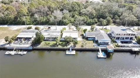 12527 1st Isle Hudson FL 34667