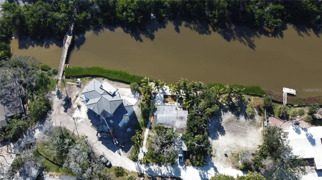 8534 Heron Lagoon Circle Sarasota FL 34242