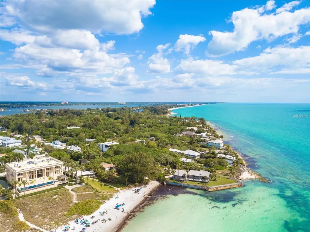 8534 Heron Lagoon Circle Sarasota FL 34242