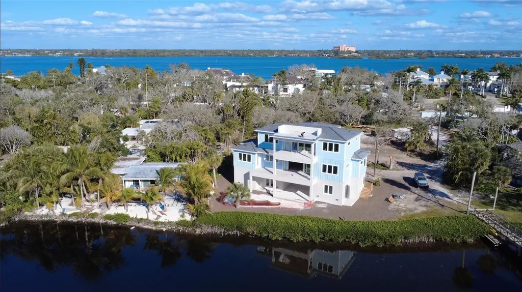 8534 Heron Lagoon Circle Sarasota FL 34242