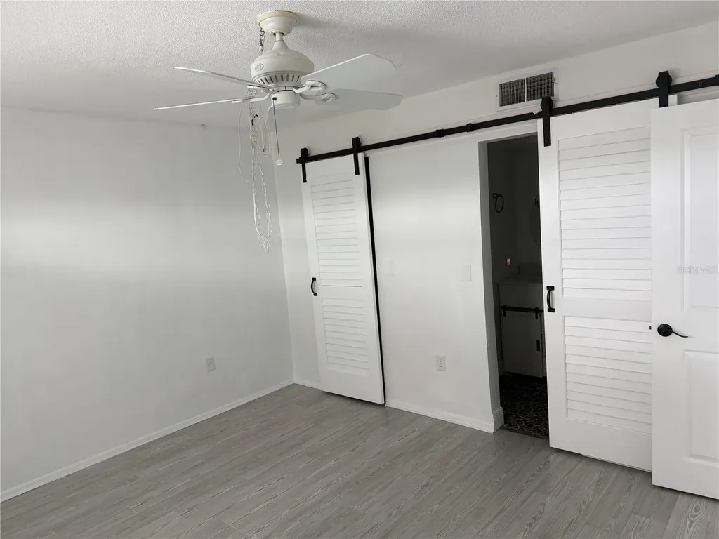 649 Tamiami Trail S Venice FL 34285