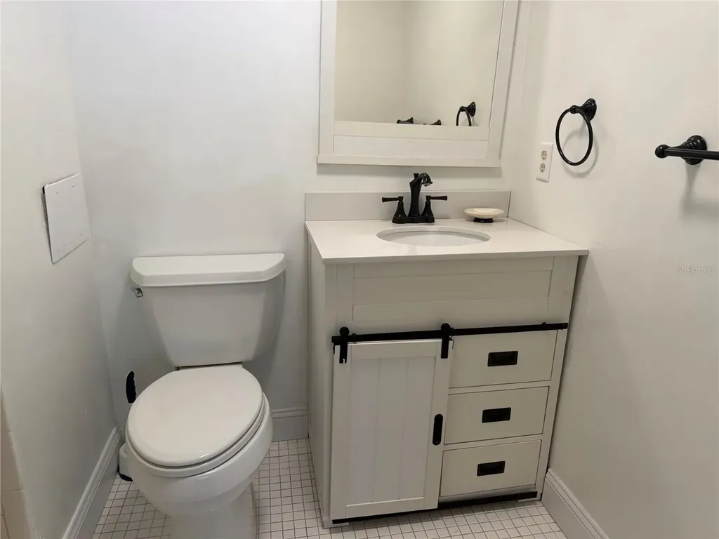 649 Tamiami Trail S Venice FL 34285