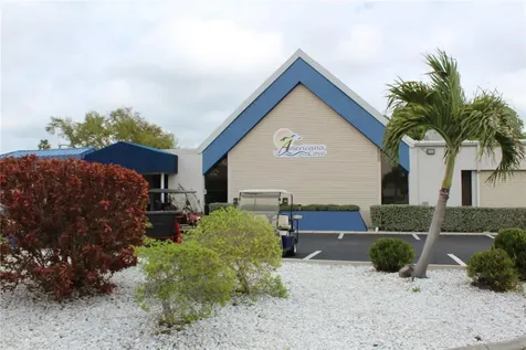 6807 Mount Pleasant Road NE St Petersburg FL 33702